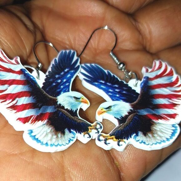 Fun American eagle acrylic 5D pendant earrings - Picture 1 of 7